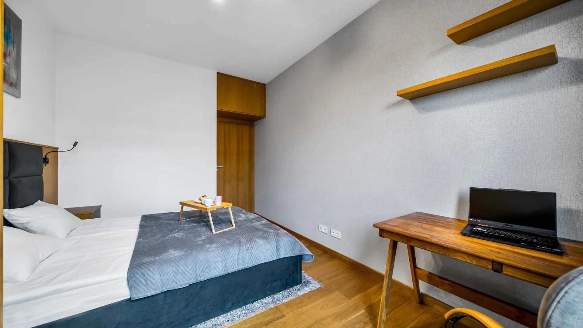Apartment Warsaw Kolejowa Apt - Parking, Balcony, Workspace - By Rentujemy