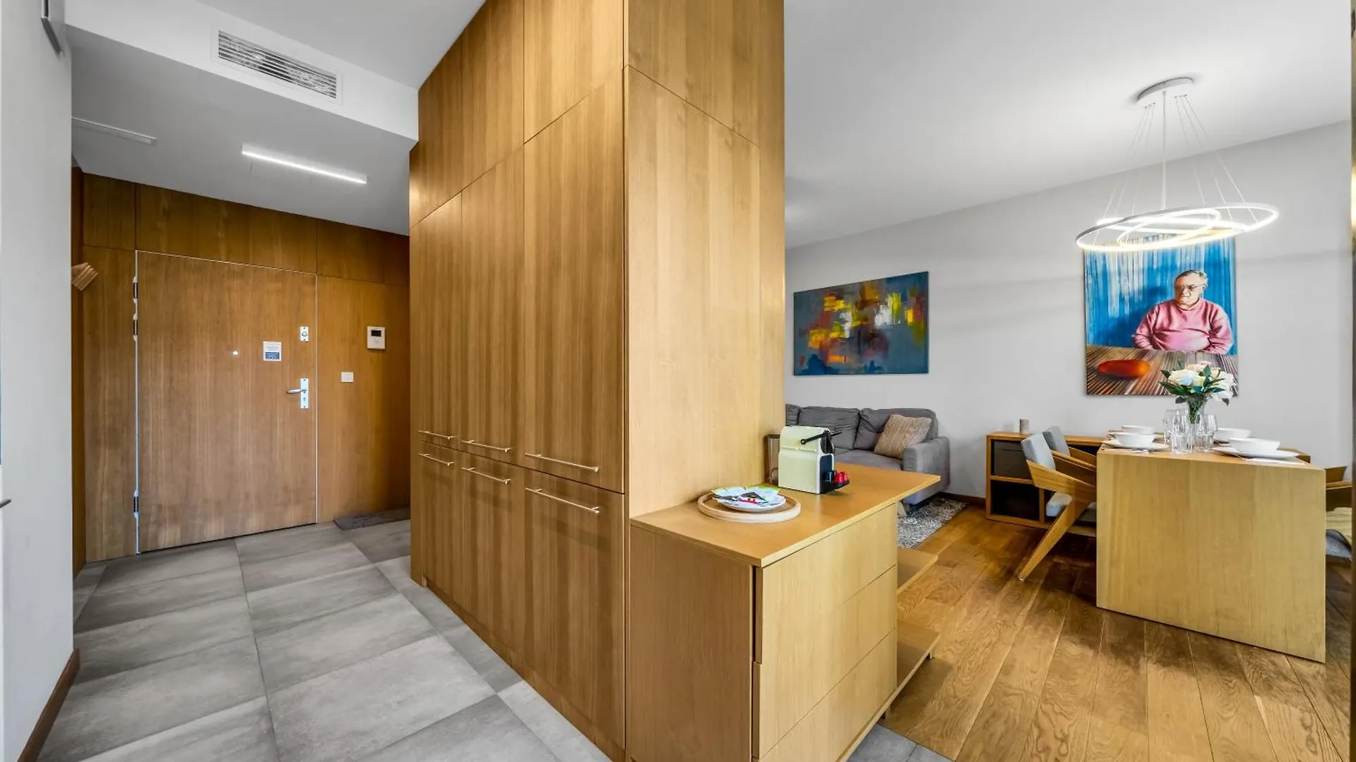 Warsaw Kolejowa Apt - Parking, Balcony, Workspace - By Rentujemy
