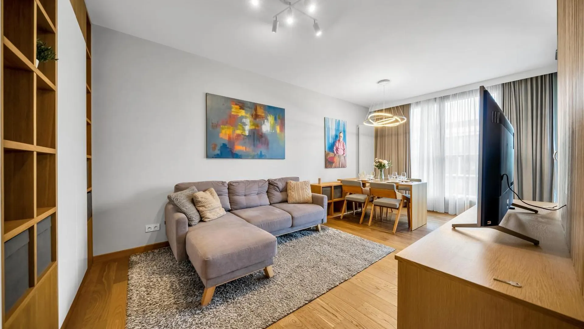Warsaw Kolejowa Apt - Parking, Balcony, Workspace - By Rentujemy Apartment